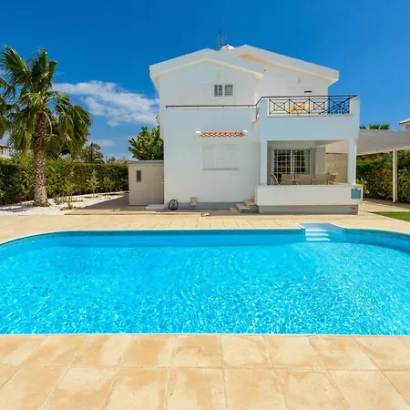 4 Schlafzimmer Mit Privatem Pool In * Agia Napa